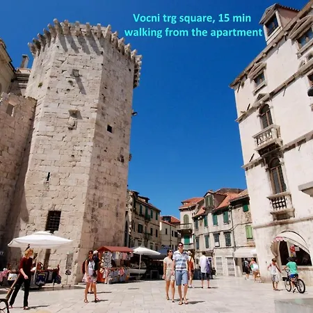 Apartment Sunny With Free Private Parking *